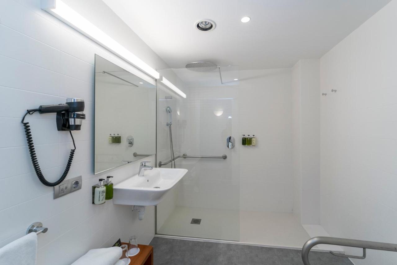 Artiem Urban Apartamentos Маон Экстерьер фото