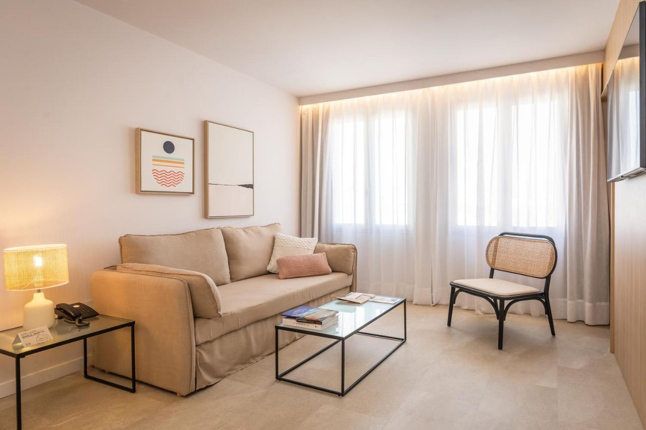 Artiem Urban Apartamentos Маон Экстерьер фото