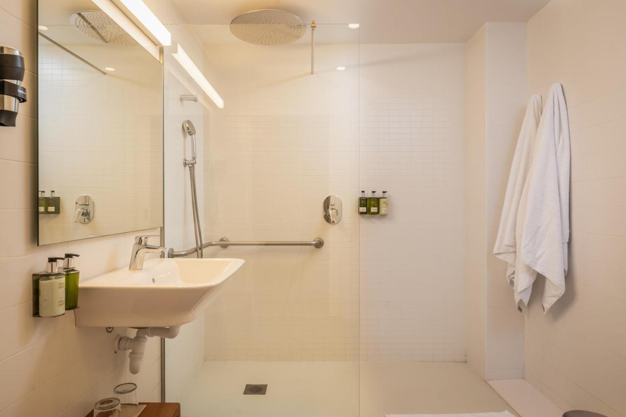 Artiem Urban Apartamentos Маон Экстерьер фото