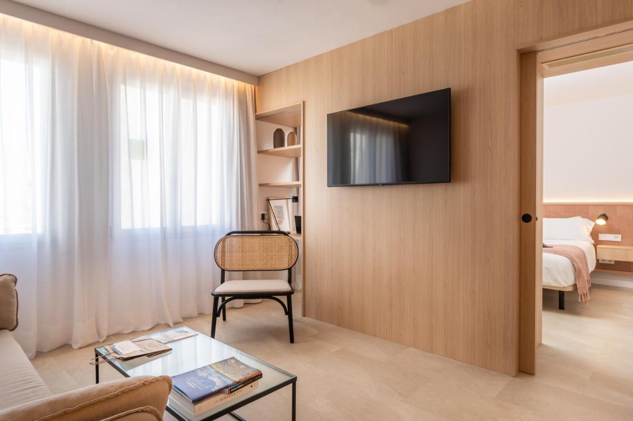 Artiem Urban Apartamentos Маон Экстерьер фото
