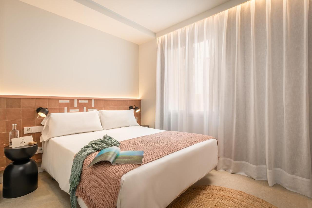 Artiem Urban Apartamentos Маон Экстерьер фото